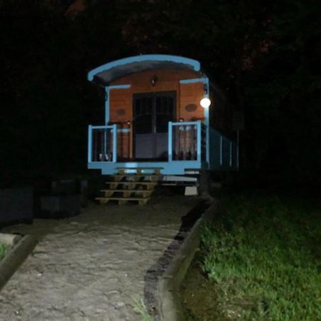 Le Domaine Des Droles De Dames Hostal Buding Exterior foto