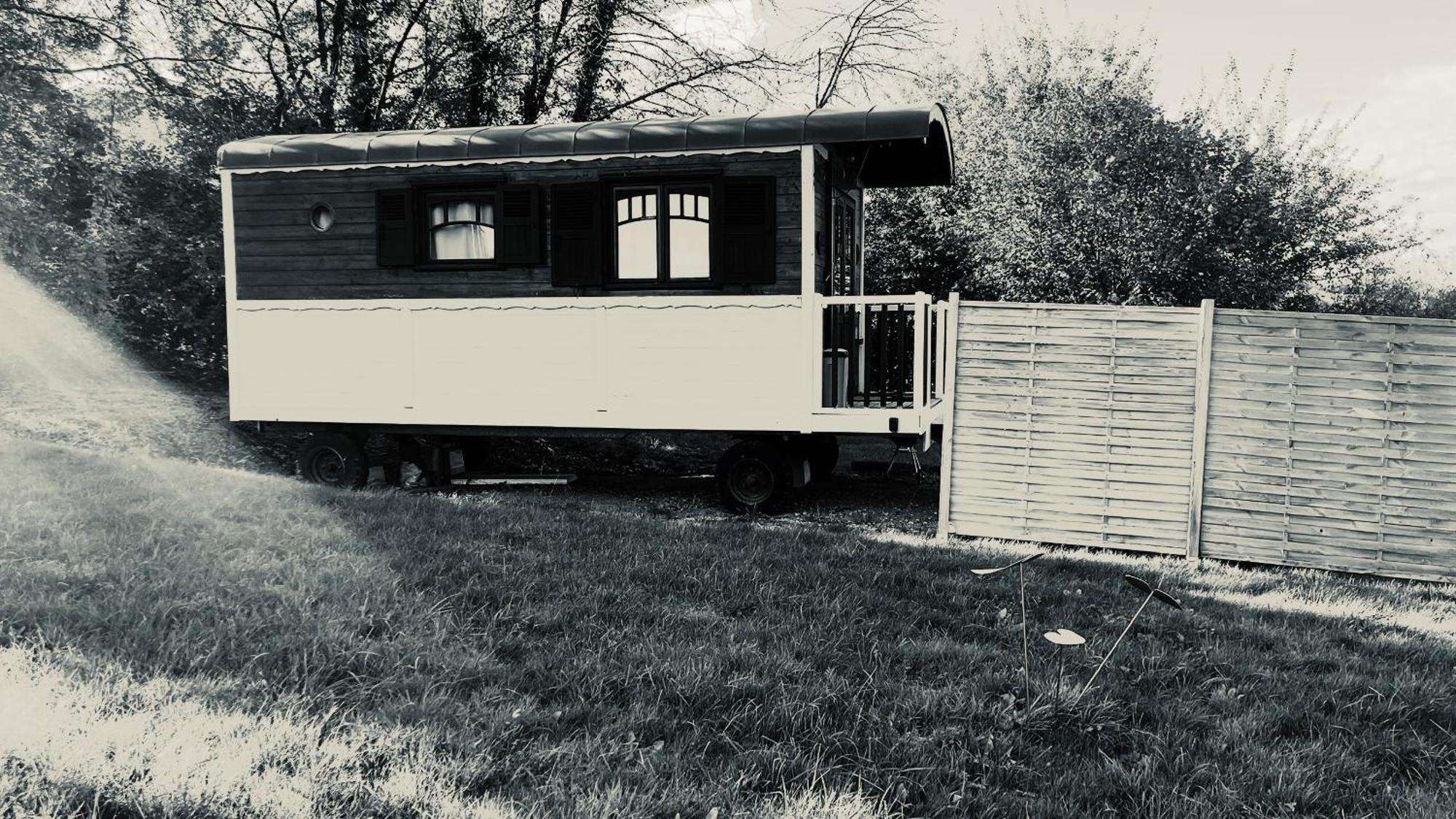 Hostal Le Domaine Des Droles De Dames Buding Exterior foto